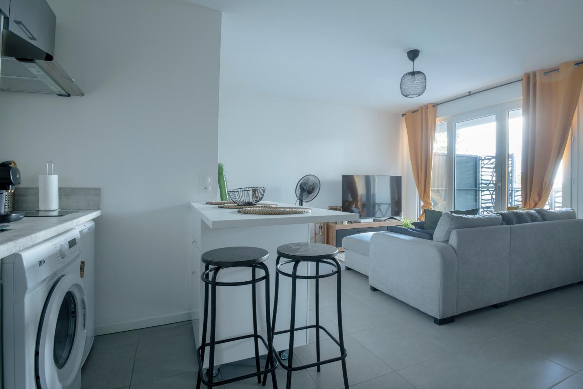 T2 Cosy Bordeaux - Tram & Parking Cenon Exterior foto